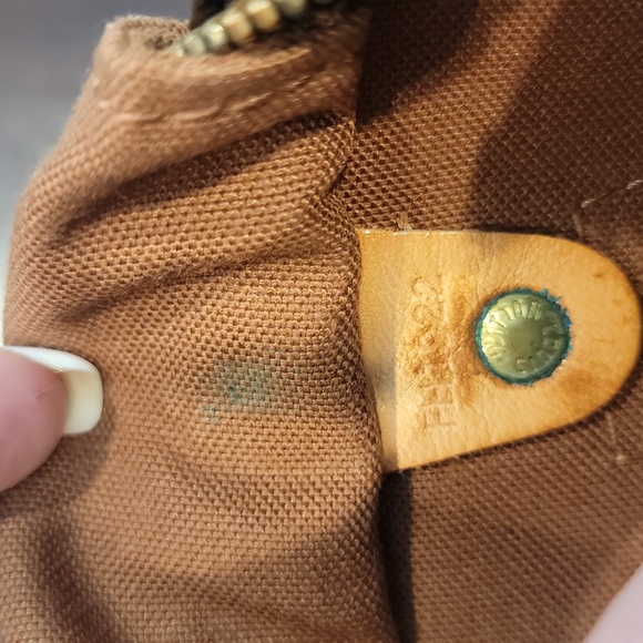 Authentic Louis Vuitton Speedy 25! - Picture 11 of 12